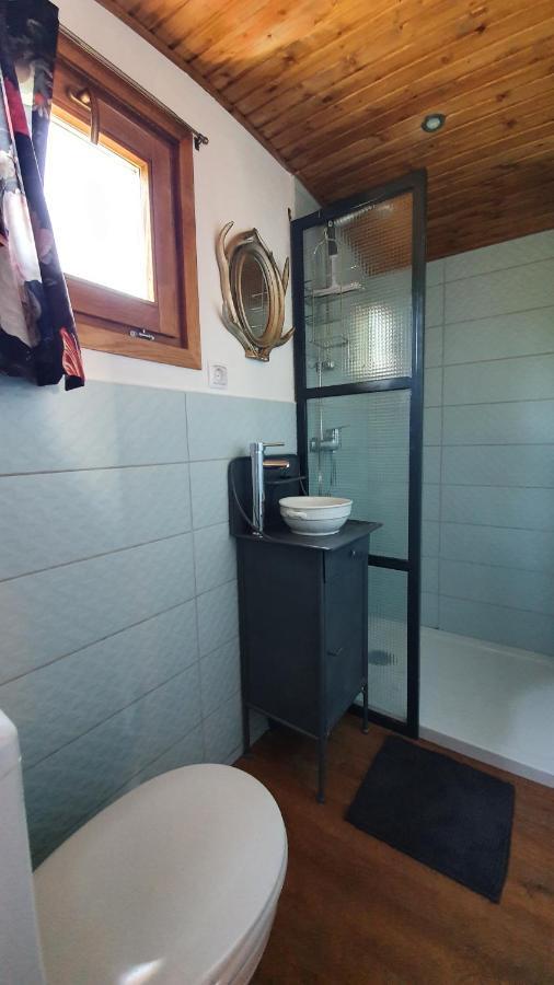 Tiszaszolos Tisza White House Bed & Breakfast エクステリア 写真